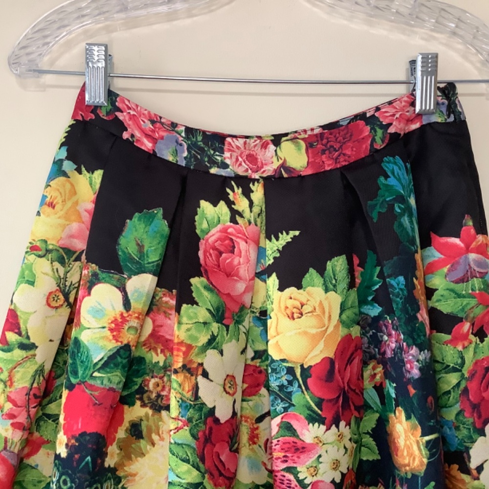 Modern Vintage Volume Pleated A Line Skirt Pocket Floral Vivid Red Yellow Black - Picture 2 of 6